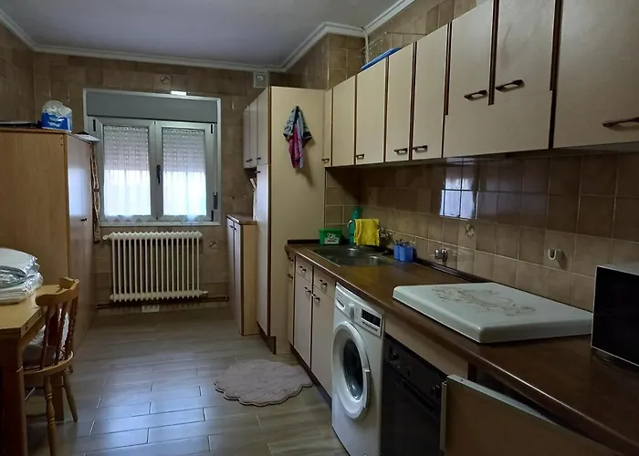 Apartamento Pension La Via Lactea 게스트하우스 2*